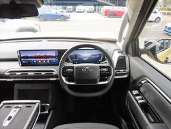 2025 LDV
Terron 9 Origin