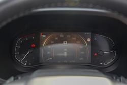 2025 Isuzu
MU-X LS-T