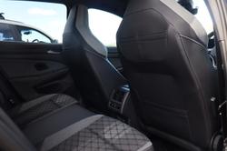 2023 Volkswagen
Golf 110TSI R-Line