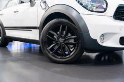 2014 MINI
Countryman Cooper D