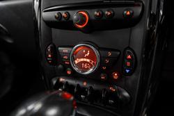 2014 MINI
Countryman Cooper D