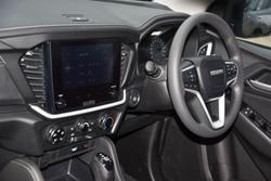 2025 Isuzu
MU-X LS-M