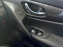 2019 Nissan
X-TRAIL ST