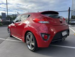 2013 Hyundai
Veloster SR Turbo