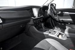 2025 Isuzu
MU-X LS-M
