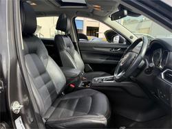 2017 MAZDA
                CX-5 GT (4x4)