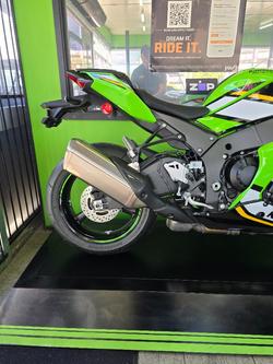 2025 Kawasaki NINJA ZX-10R Green