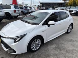 2022 Toyota
Corolla Ascent Sport Hybrid