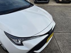 2022 Toyota
Corolla Ascent Sport Hybrid