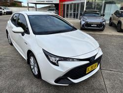 2022 Toyota
Corolla Ascent Sport Hybrid