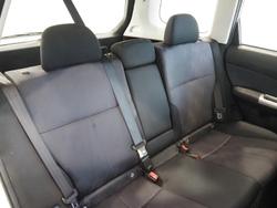 2009 Subaru
Forester X