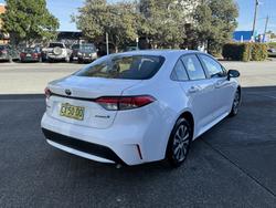 2020 Toyota
                Corolla Ascent Sport Hybrid