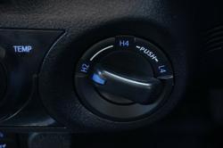 2022 Toyota
                Hilux SR