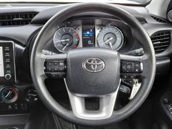 2023 Toyota
Hilux SR