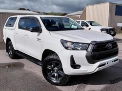 2023 Toyota
Hilux SR