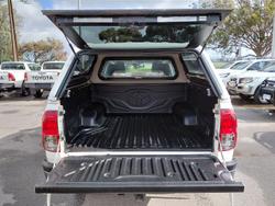 2023 Toyota
Hilux SR