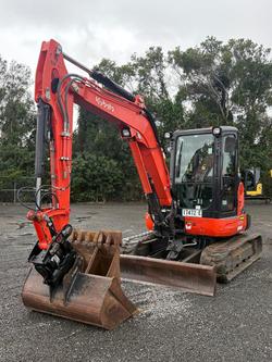 2021 Kubota U55-4 Orange