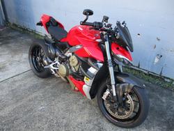 2020 DUCATI STREETFIGHTER V4 RED