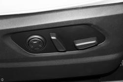 2025 Hyundai
                STARIA Highlander