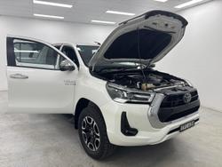 2021 Toyota Hilux SR5 GUN126R 4X4 Dual Range Crystal Pearl