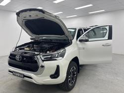 2021 Toyota Hilux SR5 GUN126R 4X4 Dual Range Crystal Pearl