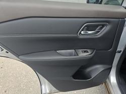 2024 Nissan
X-TRAIL ST-L e-POWER