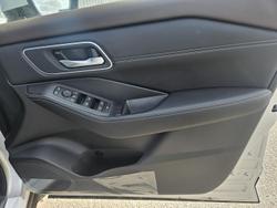2024 Nissan
X-TRAIL ST-L e-POWER