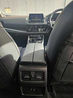 2024 Nissan
X-TRAIL ST-L e-POWER