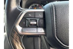 2022 Toyota
Landcruiser VX