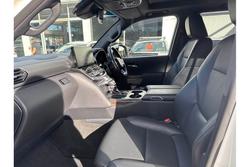 2022 Toyota
Landcruiser VX