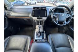 2021 Toyota
Landcruiser Prado Kakadu