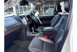 2021 Toyota
Landcruiser Prado Kakadu