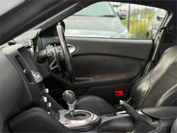 2010 NISSAN
370Z
