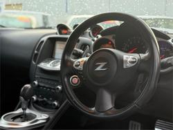 2010 NISSAN
370Z