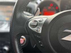 2010 NISSAN
370Z