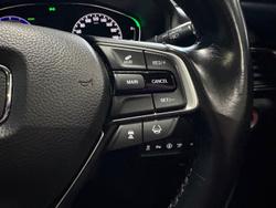 2020 Honda
Accord VTi-LX