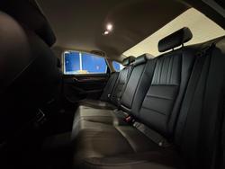 2020 Honda
Accord VTi-LX