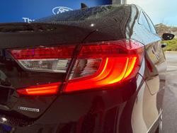 2020 Honda
Accord VTi-LX