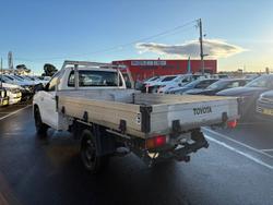 2015 Toyota
                Hilux SR