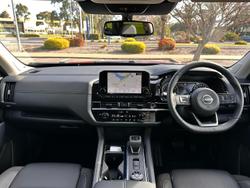 2024 Nissan
Pathfinder Ti