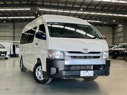 2018 Toyota Hiace Commuter TRH223R French Vanilla
