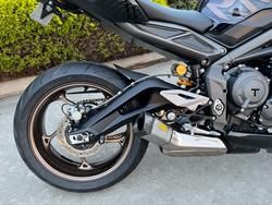 2022 Triumph STREET TRIPLE RS Black