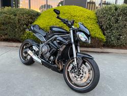 2022 Triumph STREET TRIPLE RS Black