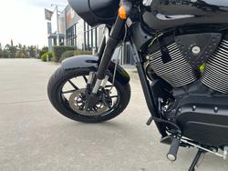 2016 VICTORY HAMMER 8-BALL Solid Black INT