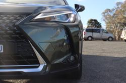 2021 Lexus
UX UX250h Luxury