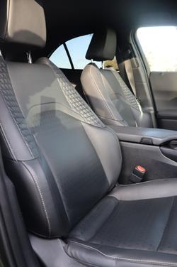 2021 Lexus
UX UX250h Luxury
