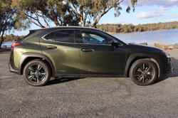 2021 Lexus
UX UX250h Luxury