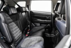 2021 Mitsubishi
Outlander LS