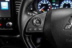 2021 Mitsubishi
Outlander LS