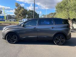 2022 Peugeot
5008 GT Sport